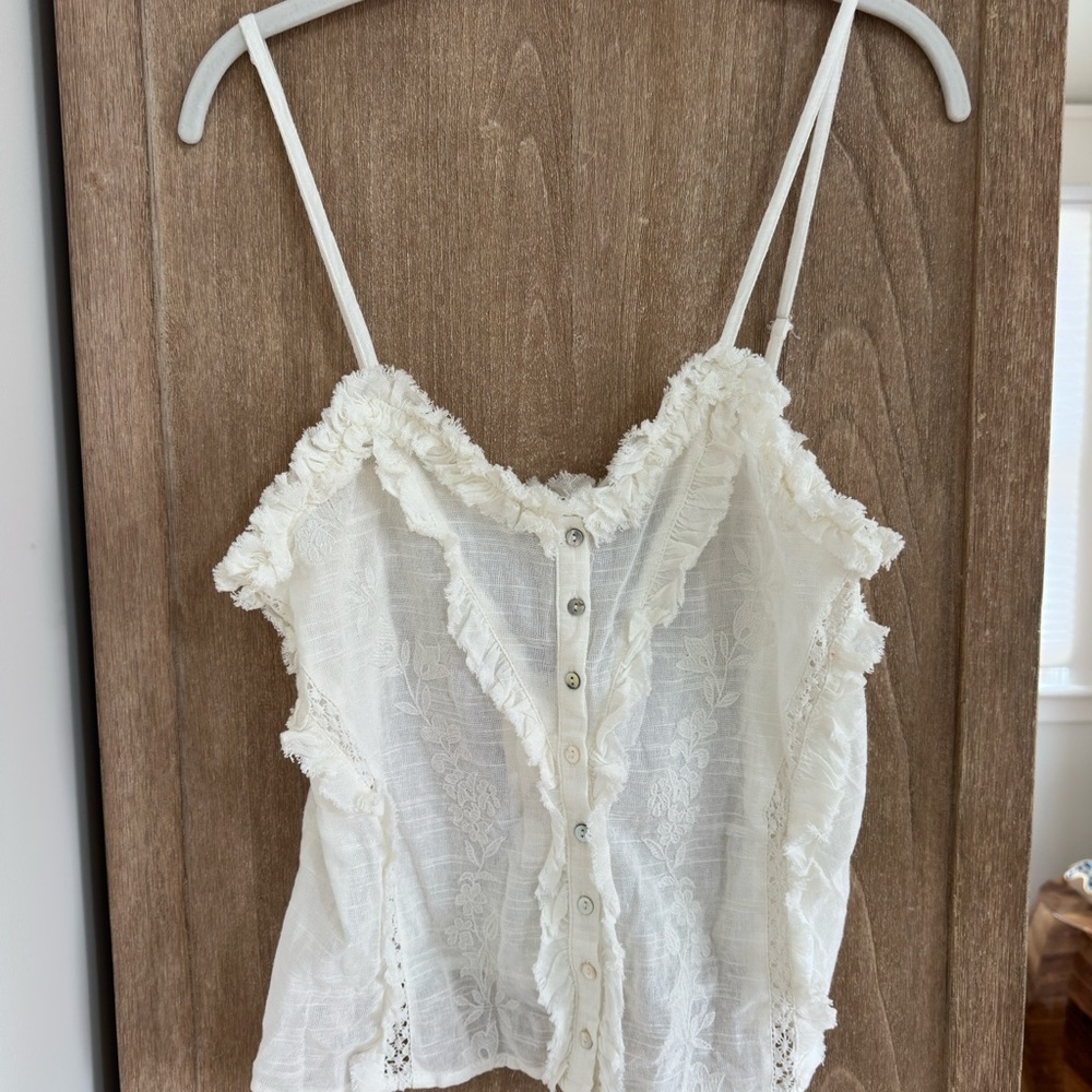 Zara white Lace Ruffle Button-Front Camisole New with Tags